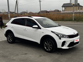 2021 Kia Rio X IV Рестайлинг, белый, 1650000 рублей, вид 3