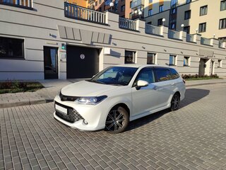 2015 Toyota Corolla Fielder XI (E160, E170, E180) Рестайлинг 1, белый, 1680000 рублей, вид 2