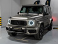 2025 Mercedes-Benz G-Класс AMG 63 AMG II (W465) Рестайлинг, серый - вид 1