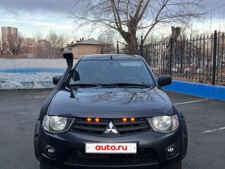 2011 Mitsubishi L200 IV, серый, 1090000 рублей, вид 2
