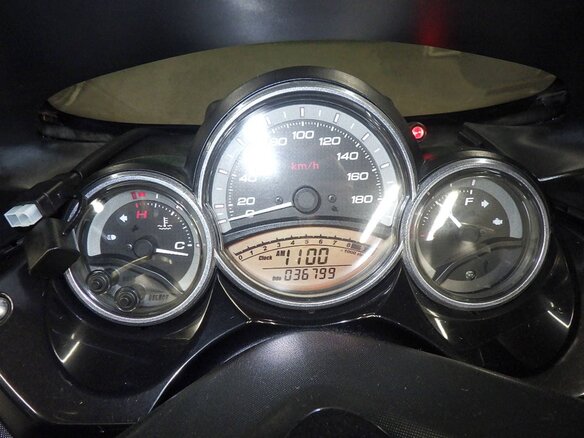 2011 Yamaha TMAX, серый, 429000 рублей - вид 7