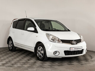 2013 Nissan Note I Рестайлинг, белый, 874000 рублей, вид 3