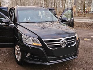 2010 Volkswagen Tiguan I, чёрный, 1150000 рублей, вид 2