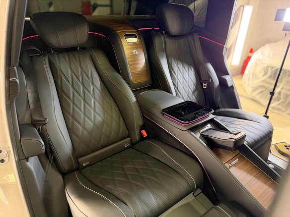 2024 Mercedes-Benz Maybach GLS 600 I Рестайлинг, зелёный, 26340000 рублей - вид 31