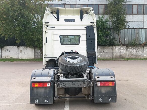 2023 FAW J6 CA4180, белый - вид 3