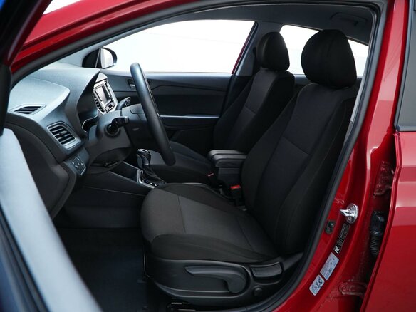2020 Hyundai Solaris II Рестайлинг, красный, 1399444 рублей - вид 9