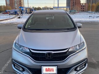 2017 Honda Fit III Рестайлинг, серебристый, 1199000 рублей, вид 1