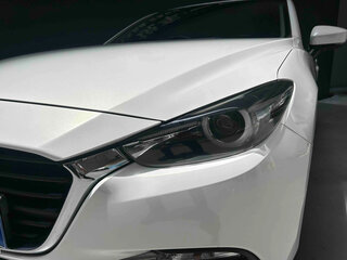 2018 Mazda Axela III Рестайлинг, белый, 896000 рублей, вид 2
