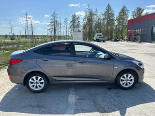 2016 Hyundai Solaris I Рестайлинг, серый, 1200000 рублей, вид 3