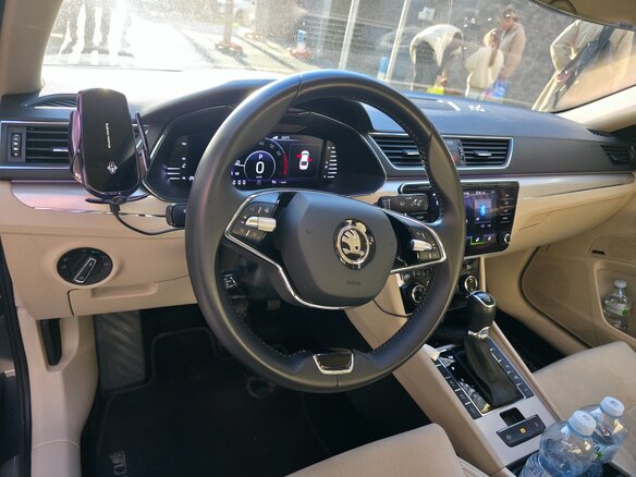 2020 Skoda Superb III Рестайлинг, серый, 2550000 рублей - вид 5