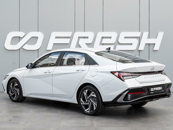 2024 Hyundai Elantra VII (CN7) Рестайлинг, белый - вид 1
