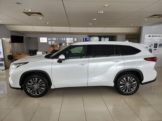 2026 Toyota Highlander IV (XU70), белый, 5390000 рублей, вид 2