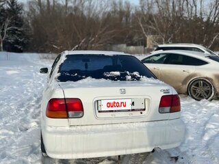 1998 Honda Civic Ferio II, белый, 270000 рублей, вид 3