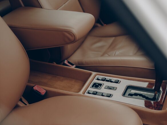 1985 Mercedes-Benz S-Класс 500 II (W126), белый, 7700000 рублей - вид 12