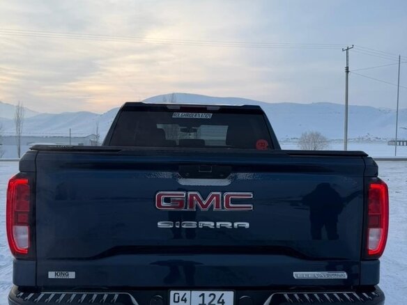 2021 GMC Sierra Crew Cab IV, синий, 3850000 рублей - вид 4