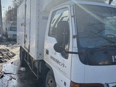 1995 Isuzu Elf (N-series), белый, 600000 рублей, вид 4