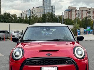 2023 Mini Hatch Cooper S III (F55/F56) Рестайлинг 2, красный, 3999999 рублей, вид 1