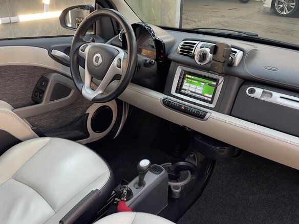 2014 Smart Fortwo II, белый, 850000 рублей - вид 9
