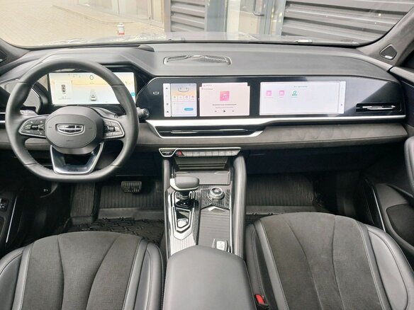 2024 Geely Monjaro I, серый, 3375000 рублей - вид 11