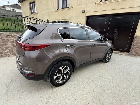 2019 Kia Sportage IV Рестайлинг, коричневый - вид 2