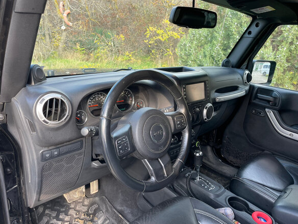 2014 Jeep Wrangler III (JK), чёрный, 2200000 рублей - вид 5