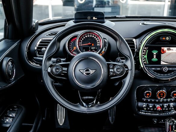 2020 Mini Clubman JCW John Cooper Works II Рестайлинг, зелёный, 3100000 рублей - вид 20