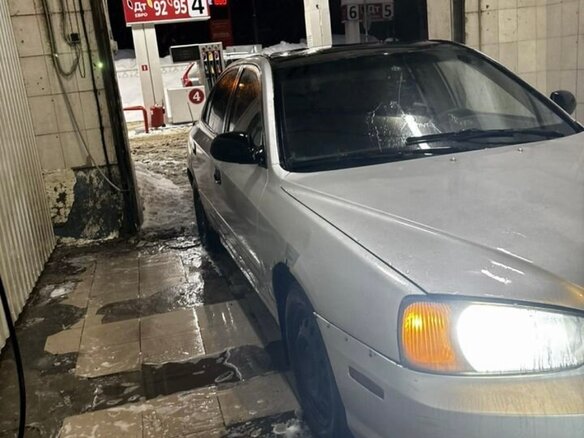 2002 Hyundai Elantra III (XD), серебристый - вид 1