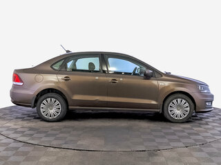 2017 Volkswagen Polo V Рестайлинг, коричневый, 1160000 рублей, вид 4
