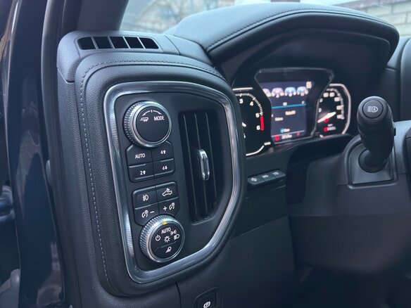 2021 GMC Sierra Double Cab IV, фиолетовый, 6100000 рублей - вид 21