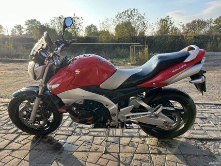 2006 Suzuki GSR 600, красный, 465000 рублей, вид 3