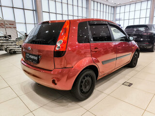 2008 Ford Fiesta Mk5, красный, 250000 рублей, вид 5