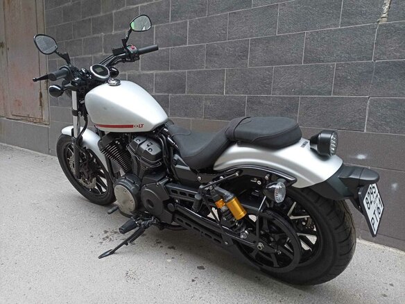 2019 Yamaha XV950 Bolt, серый, 749000 рублей - вид 4