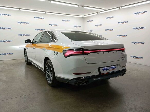 2024 Geely Preface I, белый, 2128000 рублей - вид 3