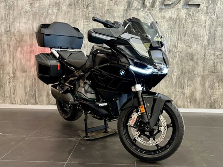 2025 BMW R 1300 RT, чёрный, 3990000 рублей, вид 2