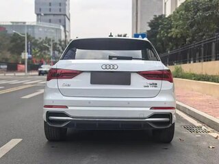 2022 Audi Q3 35 TFSI II (F3), белый, 1846000 рублей, вид 3