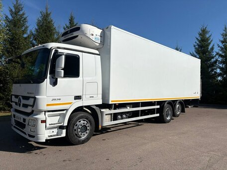 2018 Mercedes-Benz Actros, белый, 6600000 рублей, вид 2