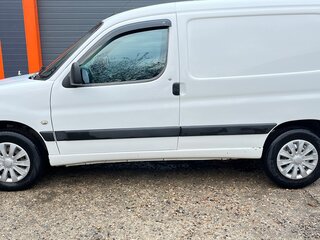 2008 Peugeot Partner I Рестайлинг, белый, 530000 рублей, вид 2
