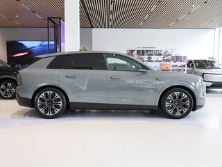 2026 Audi E7X, серый, 8500000 рублей, вид 5