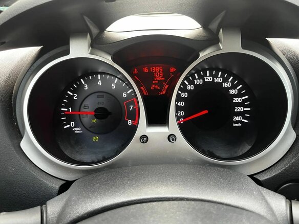 2011 Nissan Juke I, серый, 895000 рублей - вид 5