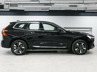 2025 Volvo XC60 II Рестайлинг 2, чёрный, 5900000 рублей, вид 4