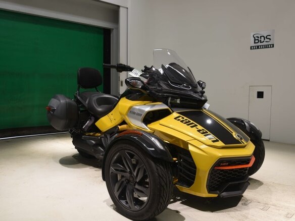 2018 BRP Can-Am Spyder, жёлтый, 1332000 рублей - вид 2