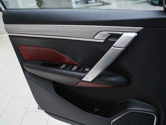 2023 Geely Coolray I, серый, 1690000 рублей - вид 10