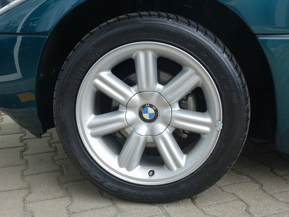 1990 BMW Z1, зелёный - вид 4