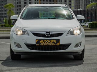 2011 Opel Astra J, белый, 569000 рублей, вид 4