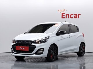 2021 Chevrolet Spark IV Рестайлинг, белый, 910007 рублей, вид 1