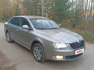 2011 Skoda Superb II, серый, 845000 рублей, вид 3
