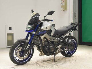 2015 Yamaha MT-09 (FZ-09), серебристый, 710000 рублей, вид 3