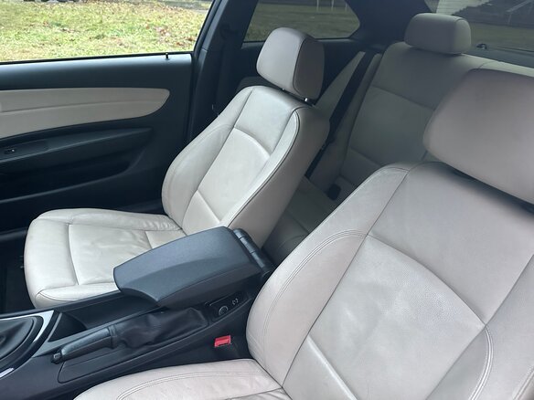 2012 BMW 1 серии 120i I (E82/E88) Рестайлинг 2, белый, 1250000 рублей - вид 12