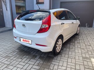 2015 Hyundai Solaris I Рестайлинг, белый, 695000 рублей, вид 3