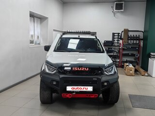2021 Isuzu D-Max III, белый, 5550000 рублей, вид 2